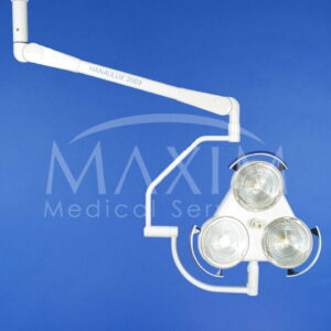 SL09HR2043 - 2 Heraeus Hanaulux 2003 / 2004 Standard Dual Surgical Light System