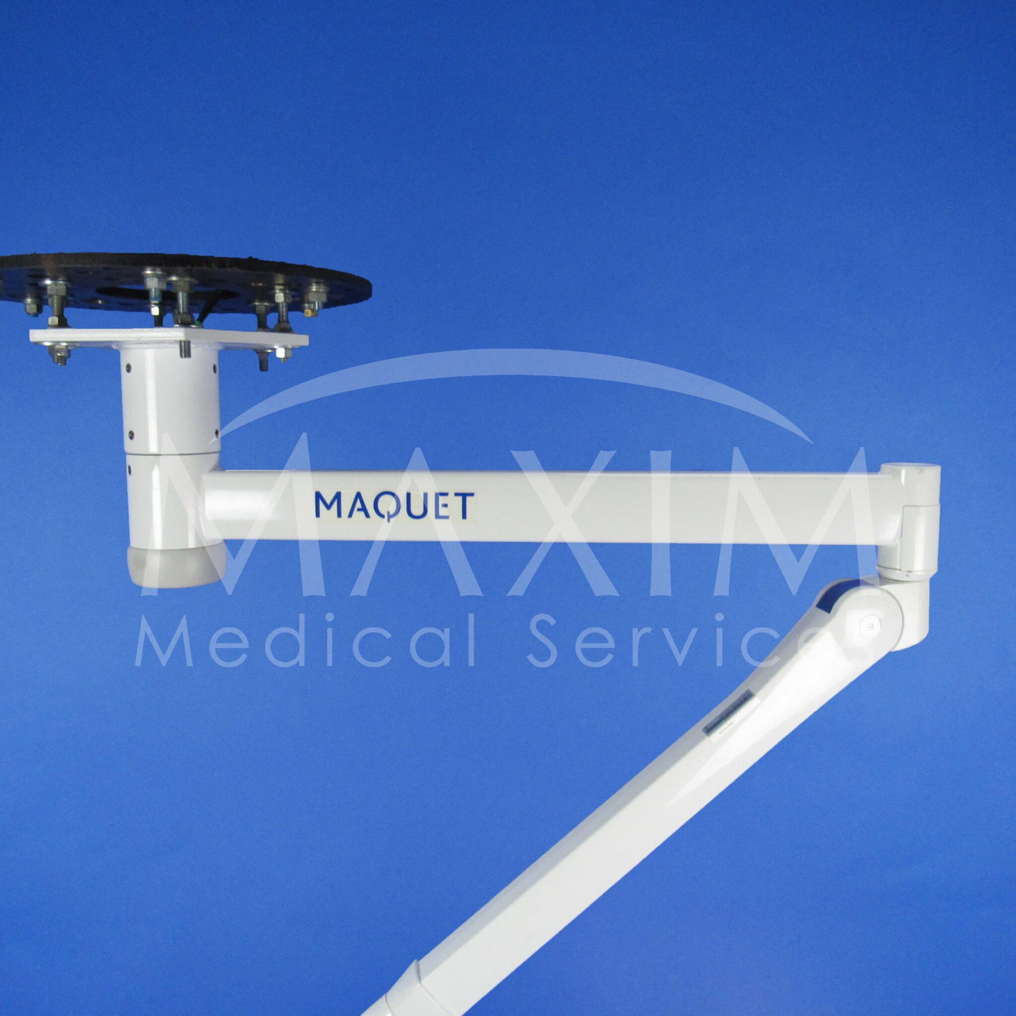 Maquet PowerLED 300 Single 3-Pole Low-Ceiling Surgical Light System